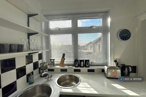 Fully-Equipped Kitchen