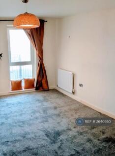 Spacious Double Bedroom With Freshly Laid Carpets