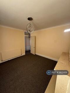 Rear Lounge 2