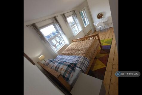 Bedroom Two/ Ensuite