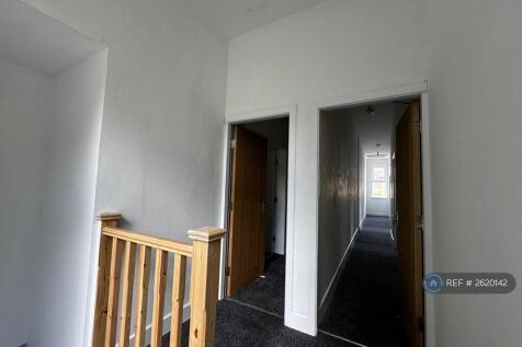 Entrance Hall (1b On Left)
