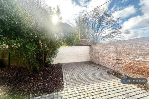Beautiful Patio Area