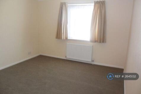  Bedroom 1 - Double. Built In Wardrobe.