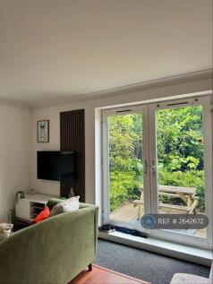 Open Plan Living Area &#43; Patio