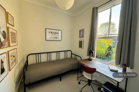 Second  Bedroom/Study (Bed Opens To a King)
