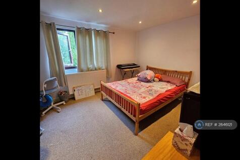 2nd Bedroom