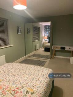 Main Large Bedroom