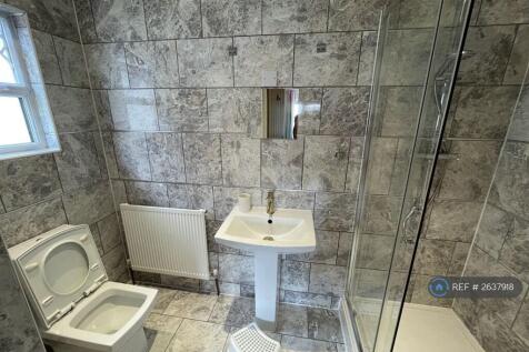 En-Suite 1
