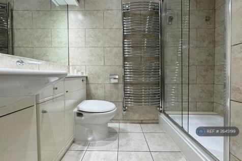 Master Bedroom Ensuite