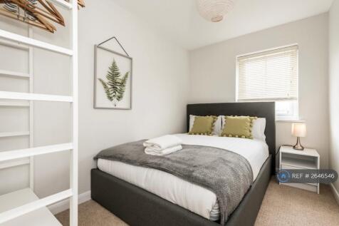 Double Bedroom 3