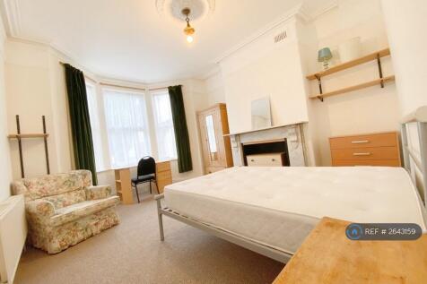 Ground Floor Front Bedroom