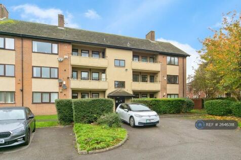 First Floor Flat, Right Hand Side Of Picture