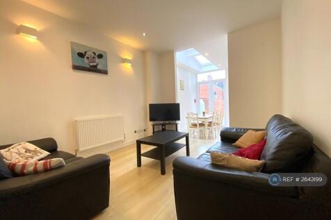 Lounge Through To Dining Area