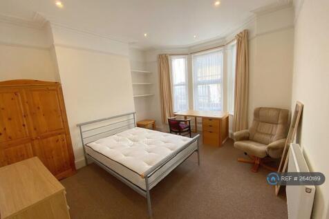 Ground Floor Front Bedroom