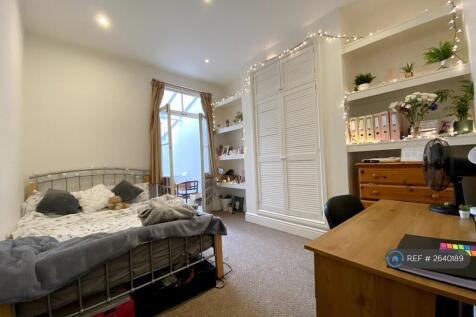 Ground Floor Back Bedroom