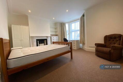 First Floor Front Bedroom