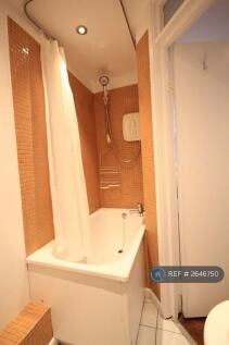 Bathroom Two 2