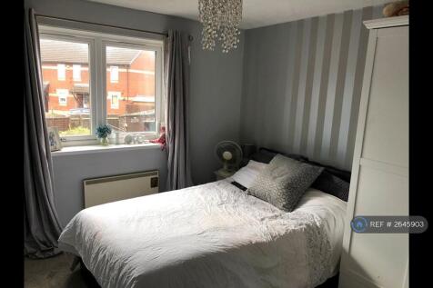 Large Bedroom
