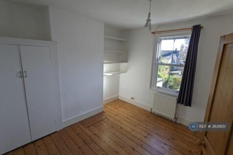 2nd Bedroom (Also Big)