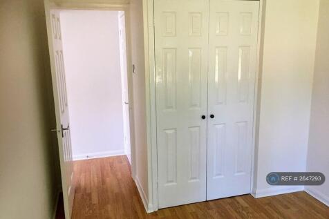 Bedroom Showing Fitted Wardrobe