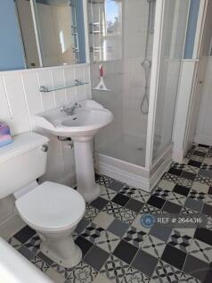 Upstairs Bathroom