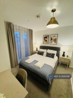 Ensuite Bedroom 1