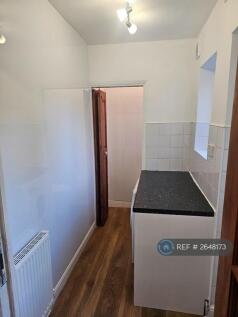 Utility &amp; Downstairs Toilet