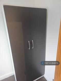 Wardrobe In 2nd Bedroom