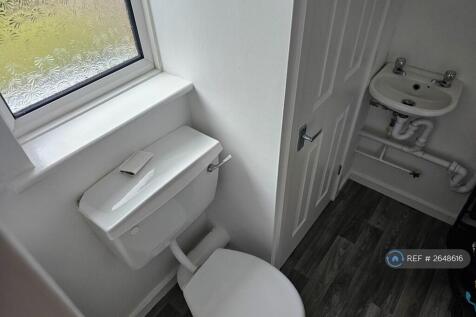 Downstairs w/c / Utility 