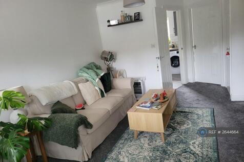 Lounge / Dining Room