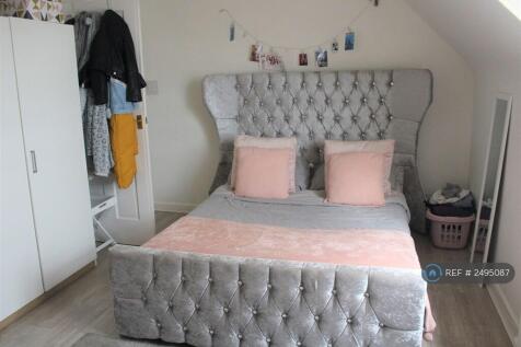 Bedroom 1 Front
