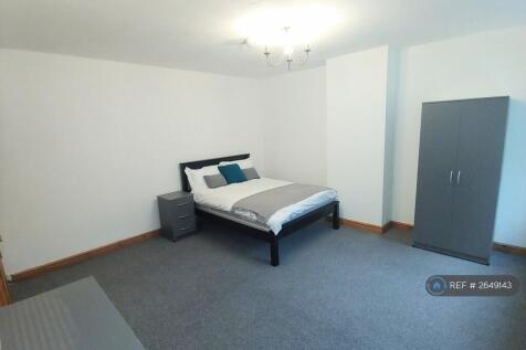 Flat 2 : Main Room.