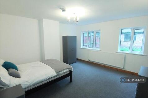 Flat 2 : Main Room.