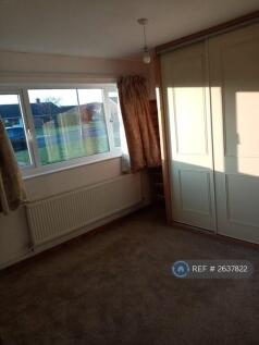 Master Bedroom With Fitted Wardrobe