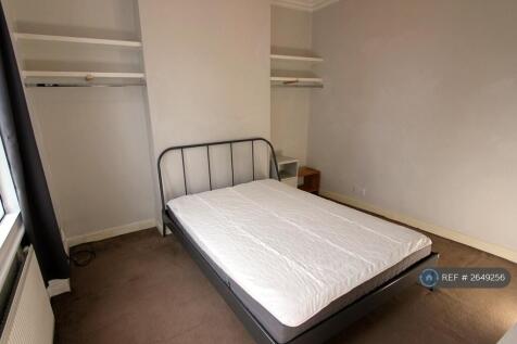 Front Double Bedroom