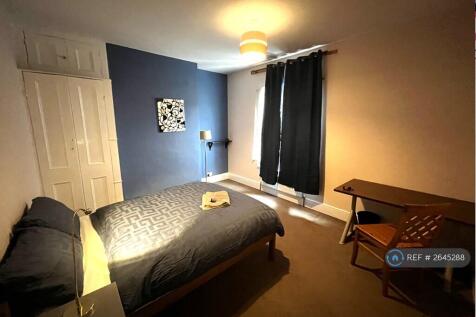 Room 4 
