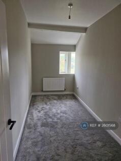Bed 3 (Single Approx 2.95 x 5)
