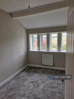 Bedroom 2 (Double)