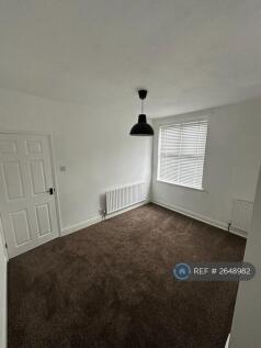 2nd Double Bedroom (2nd View) 