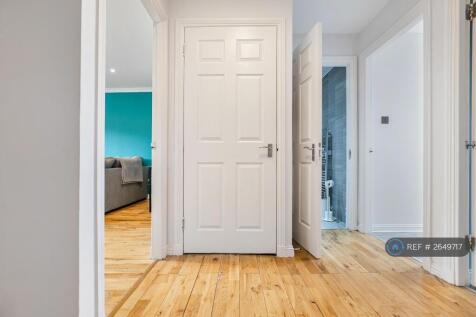 Hall - Furnished