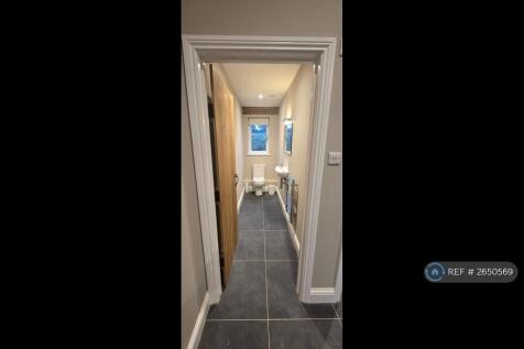 Cloakroom &amp; Wc