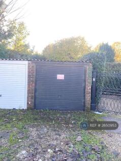 Off-Premise Garage