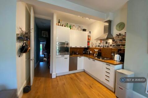 Kitchen With Plenty Of Storage