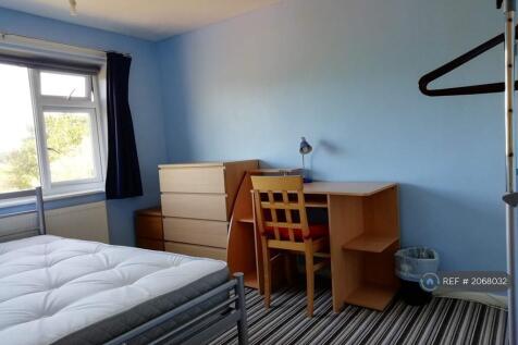 2nd Bedroom
