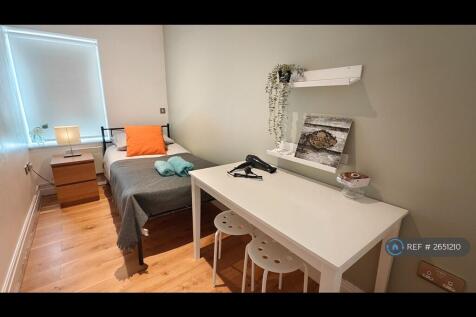 Small Bedroom