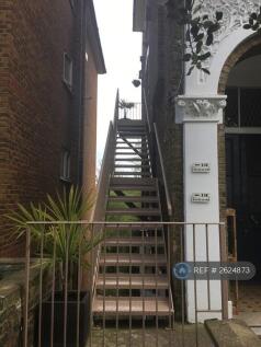 Stairs Up To 33d 