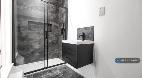 Master Bedroom Ensuite