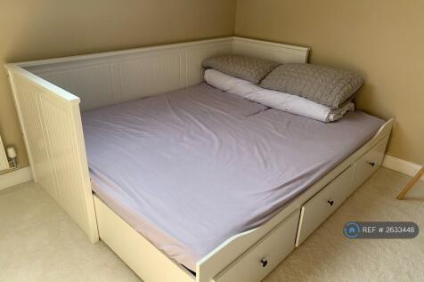 Ensuite Bedroom
