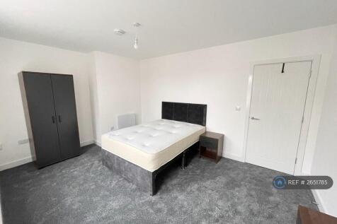 Large Bedroom