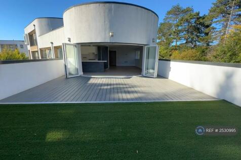 8 Oaks View